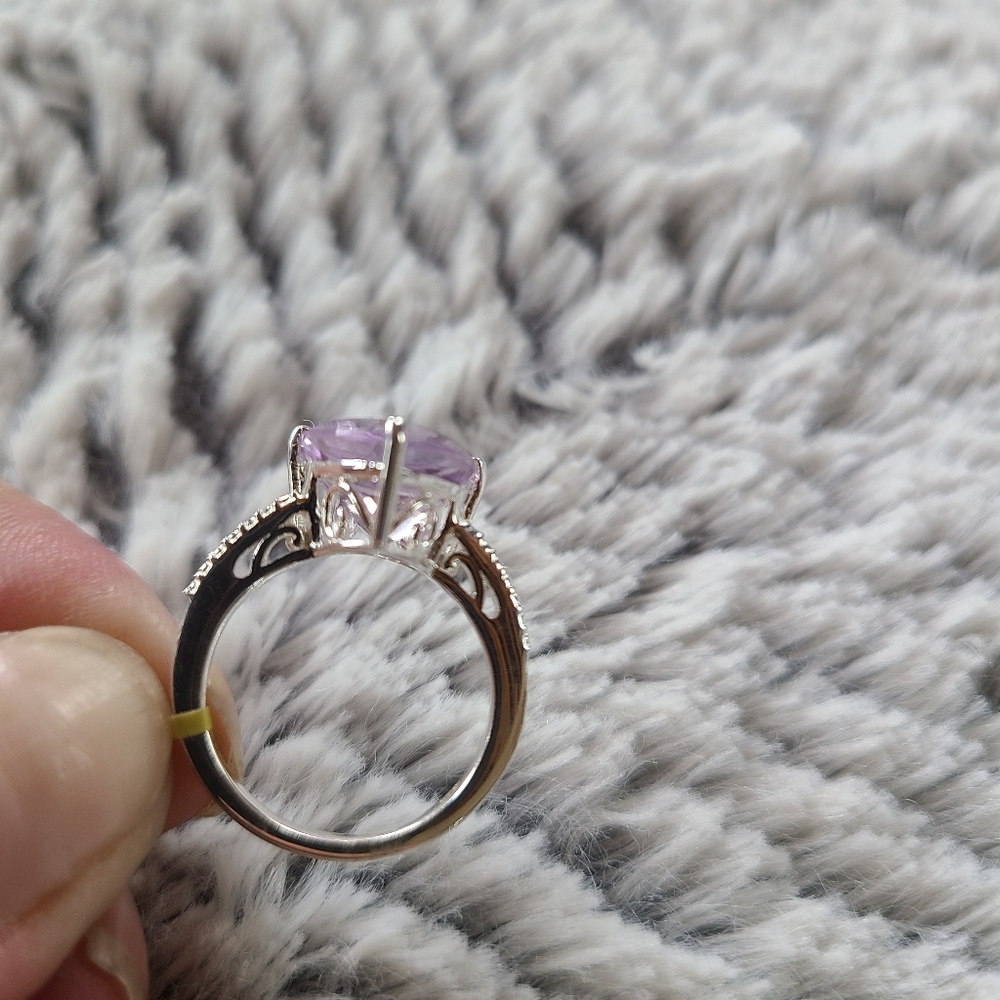 Pink Amethyst Solitaire 💍 - Picture 3 of 5